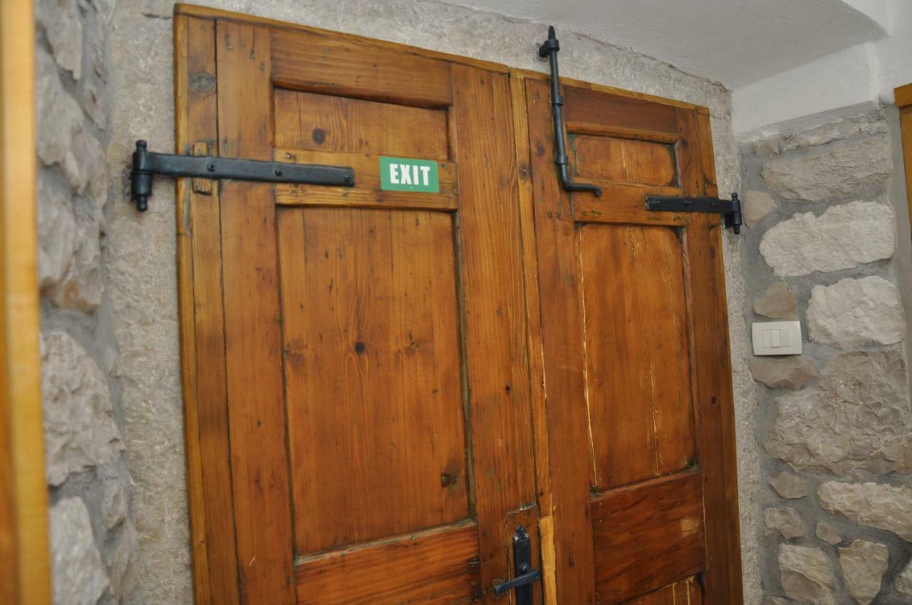 Apartmani Anna ウマグ エクステリア 写真