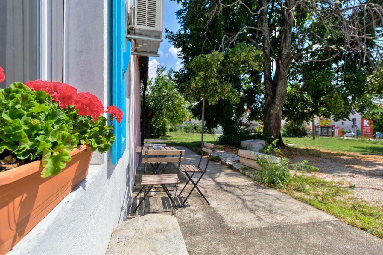 Apartmani Anna ウマグ エクステリア 写真